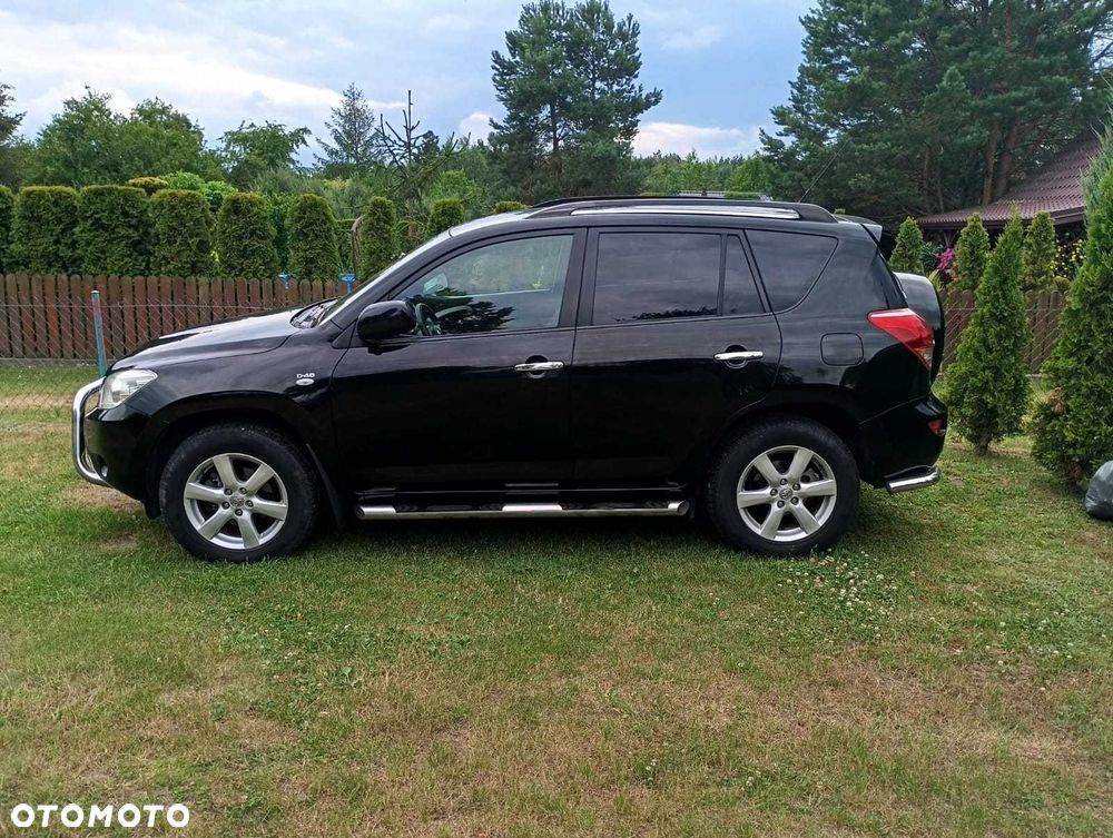 Toyota RAV4 - 8