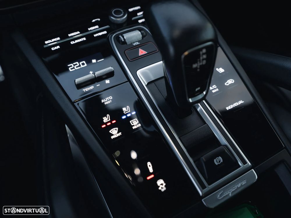 Porsche Cayenne Coupé Turbo S E-Hybrid - 17