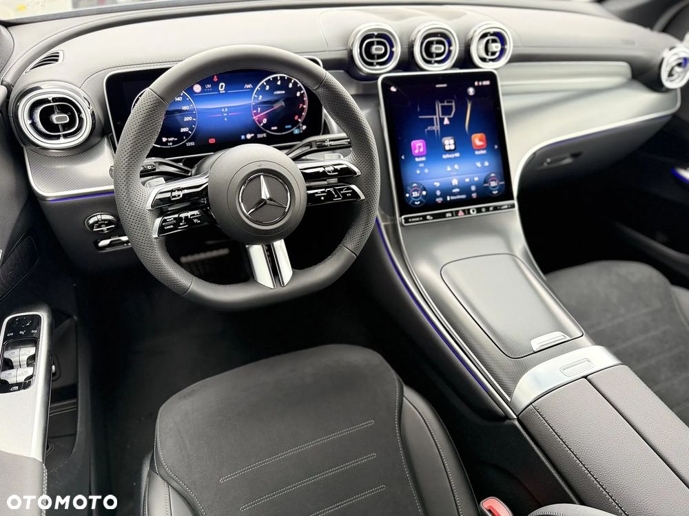 Mercedes-Benz GLC - 11