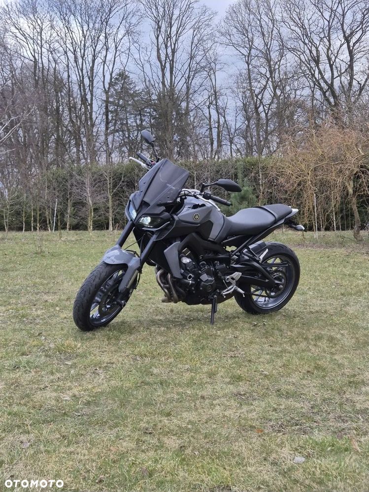 Yamaha MT - 5