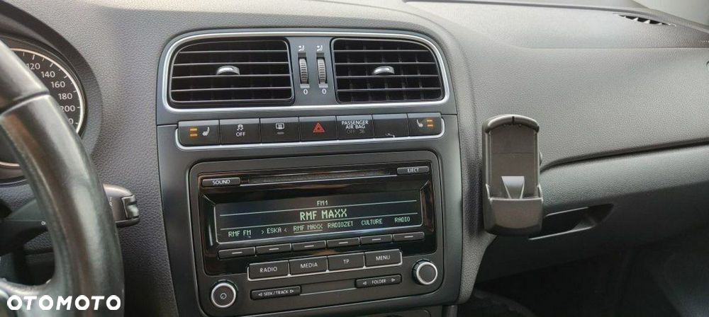 Volkswagen Polo - 32