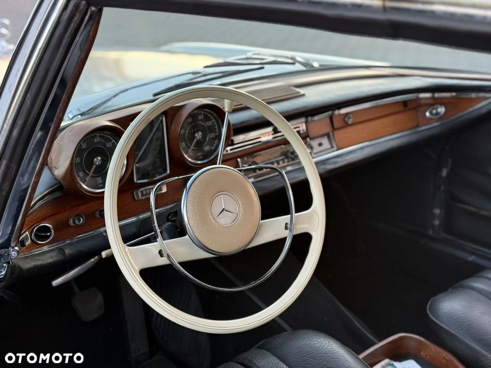 Mercedes-Benz Inny - 21