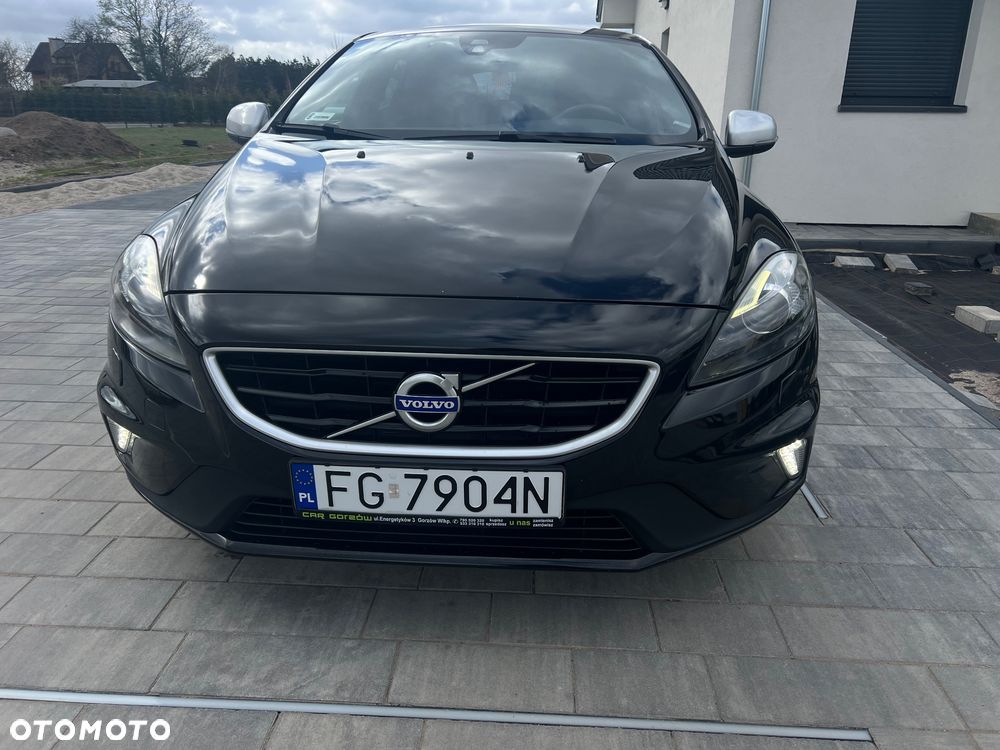 Volvo V40 D2 Drive-E R-Design Momentum - 13