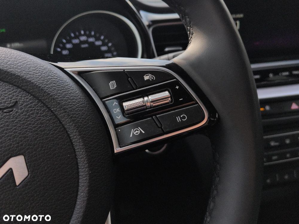 Kia Ceed 1.5 T-GDI Tribute DCT - 11