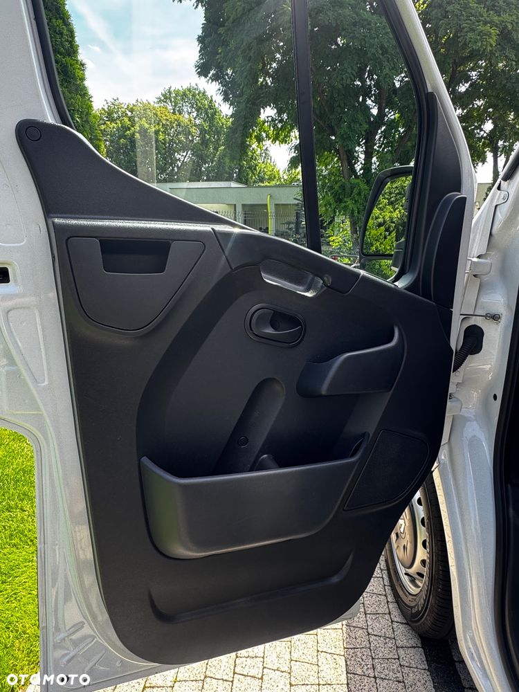 Renault Master - 13