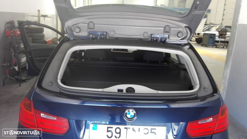 BMW 318 d Touring Navigation - 13