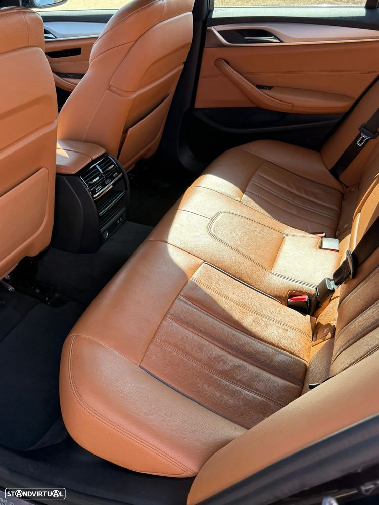 BMW 520 d Line Luxury Auto - 3