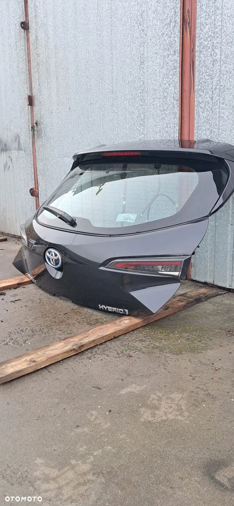 Klapa tylna Toyota Corolla E21 2022r HB kompletna z lampami i kamerą - 4