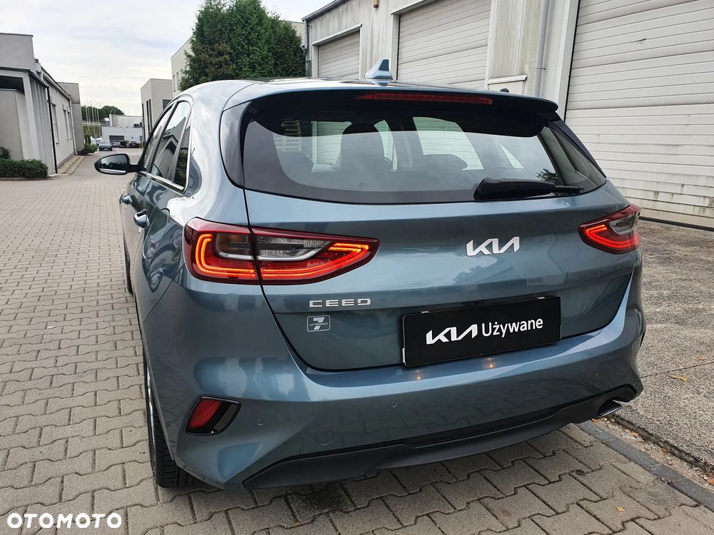 Kia Ceed 1.5 T-GDI M - 21