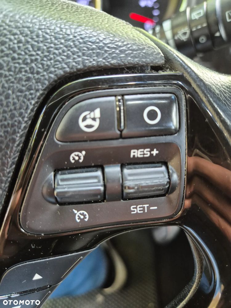 Kia Ceed - 15