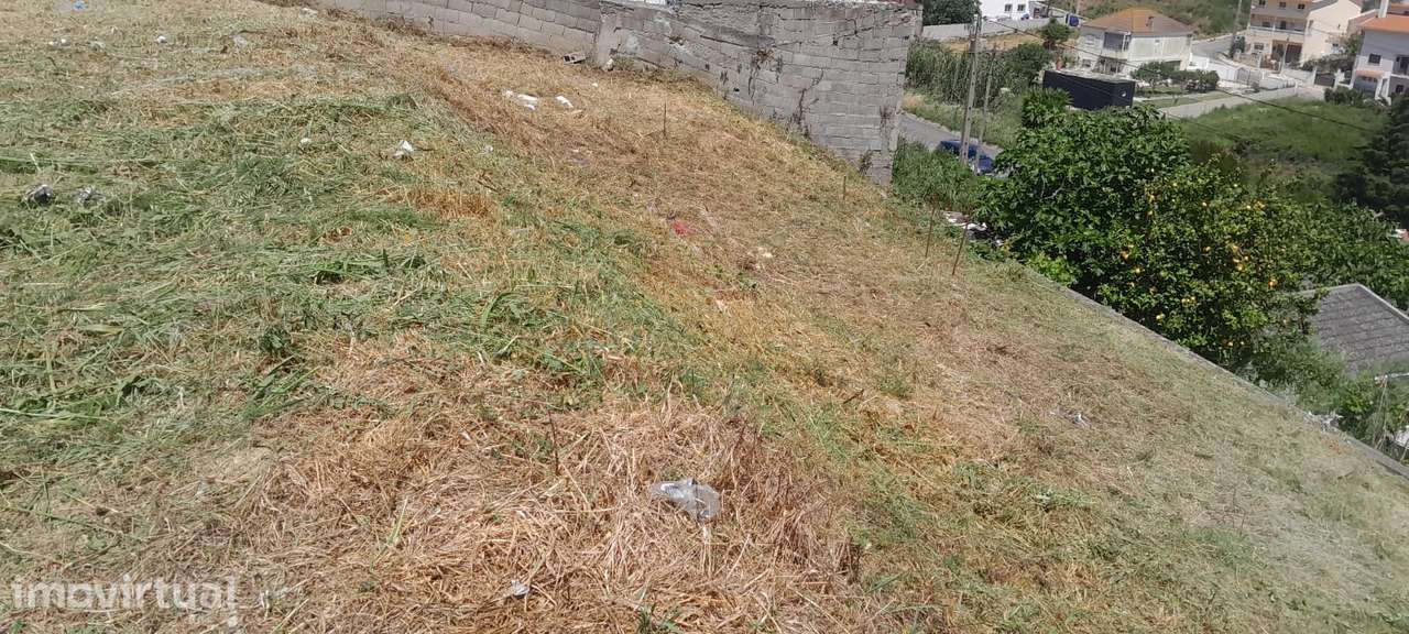 TERRENO URBANO PARA MORADIA UNIFAMILIAR - Grande imagem: 4/5