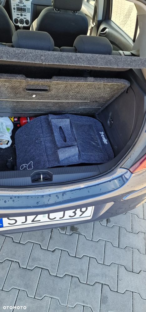 Opel Corsa 1.4 16V Enjoy - 14