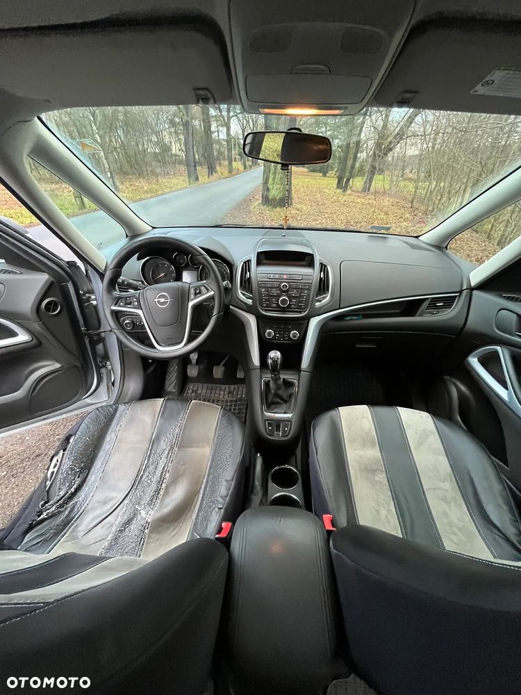Opel Zafira - 7