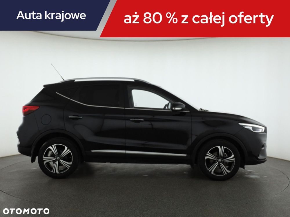 MG ZS - 8