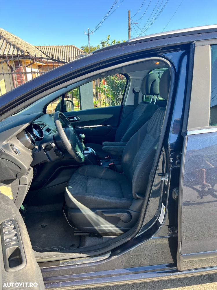 Peugeot 5008 1.6 HDI Access - 9