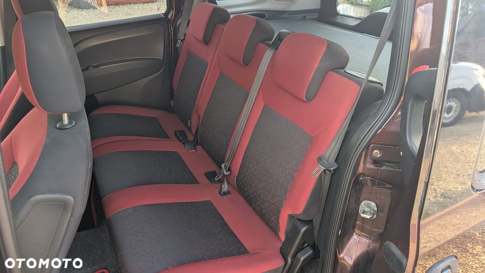 Fiat Doblo - 17