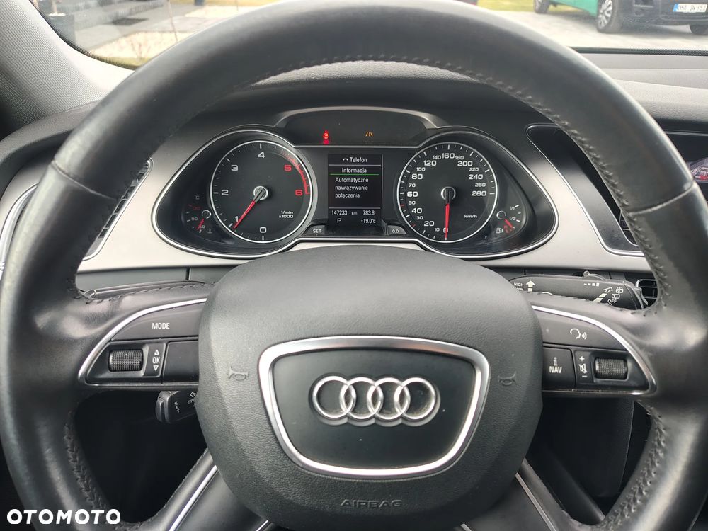Audi A4 Avant 2.0 TDI DPF quattro S tronic Attraction - 30