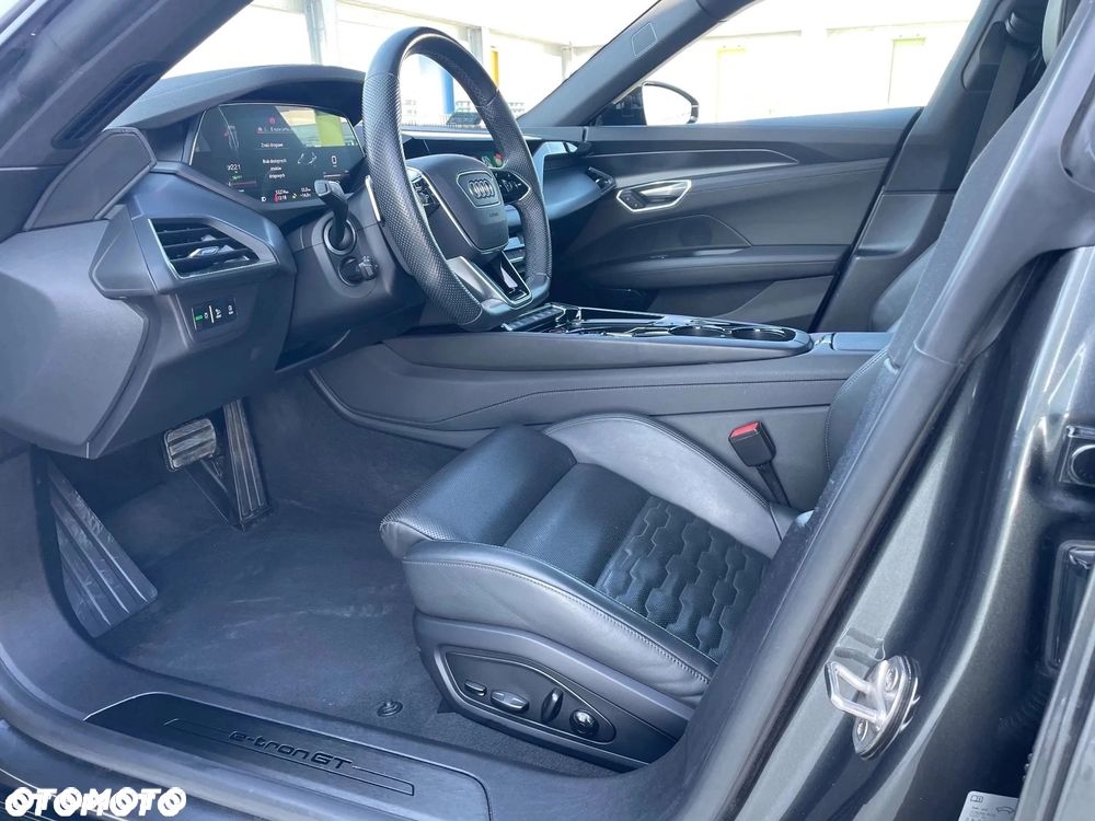 Audi e-tron GT 60 93kWh Quattro - 24