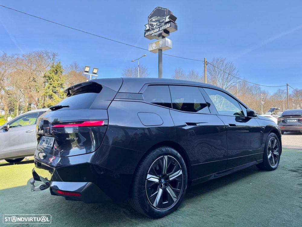 BMW iX xDrive 40 Pack Desportivo - 4