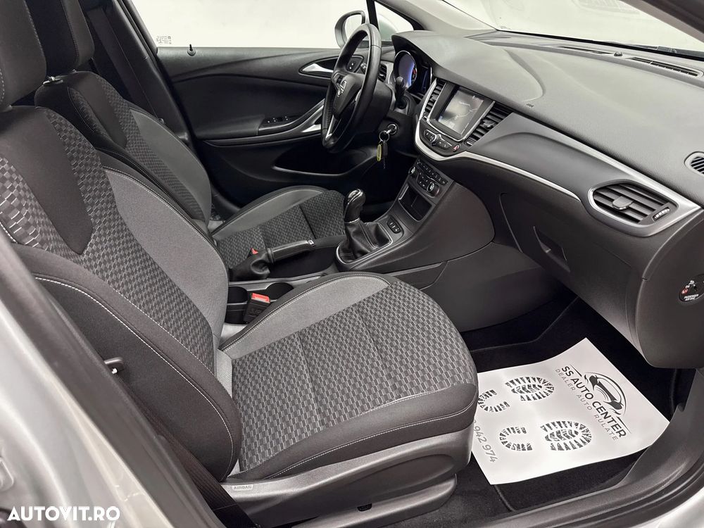 Opel Astra 1.5 D Start/Stop Sports Tourer 2020 - 14