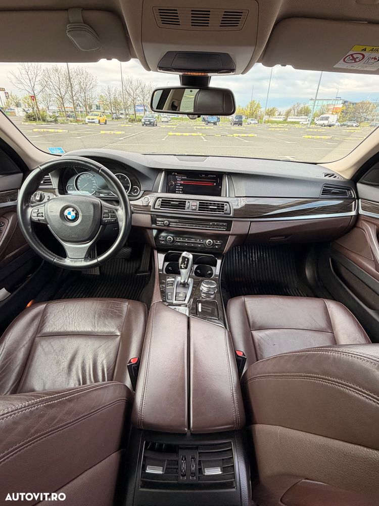BMW Seria 5 530d xDrive - 6