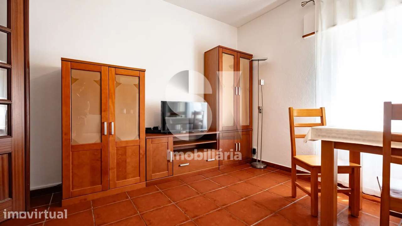 Apartamento T2 com 2 WC - Grande imagem: 3/13