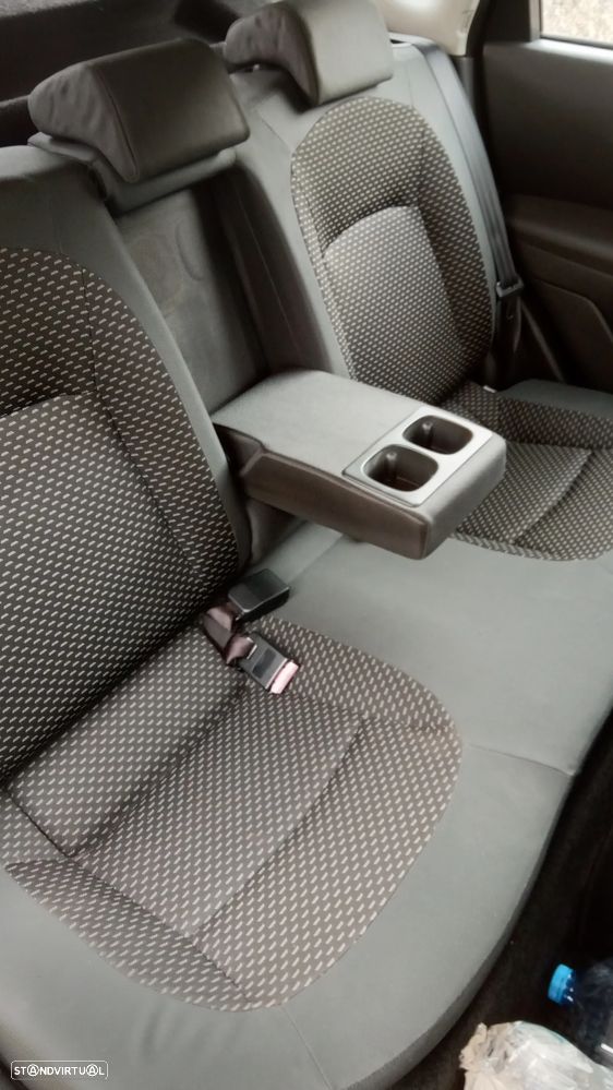 Nissan Qashqai 1.5 dCi Acenta - 6