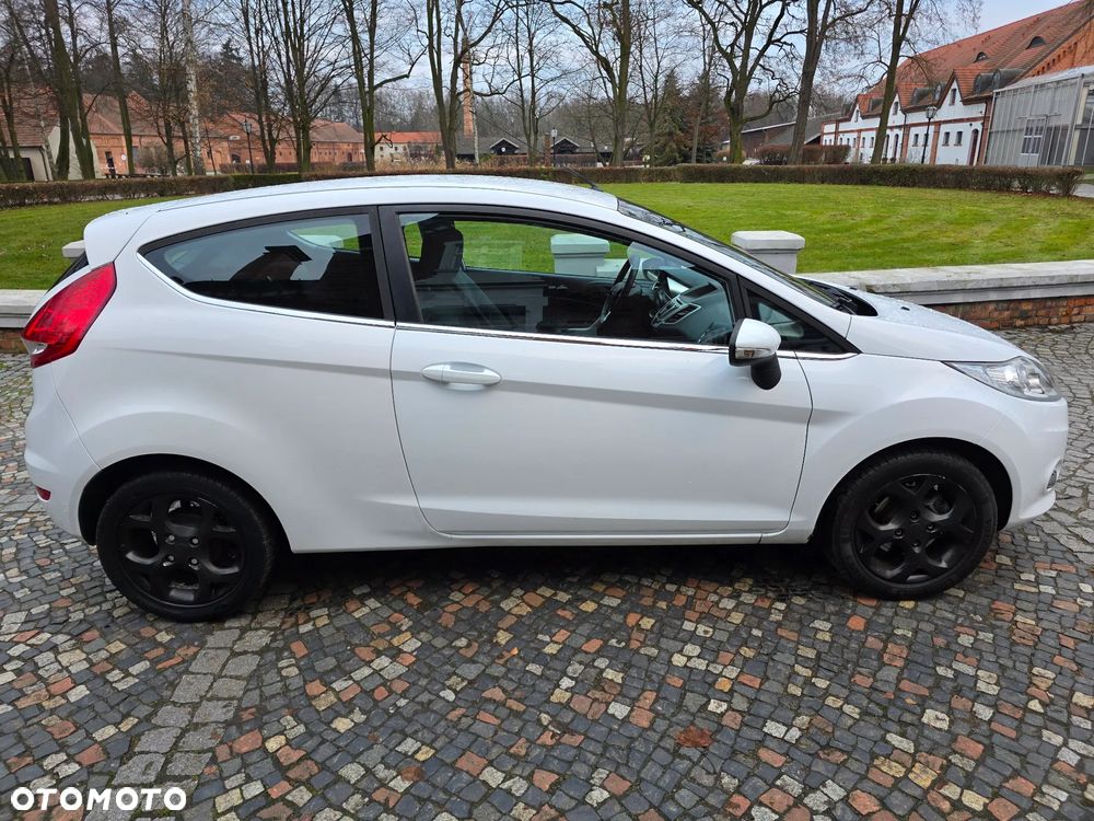 Ford Fiesta - 6