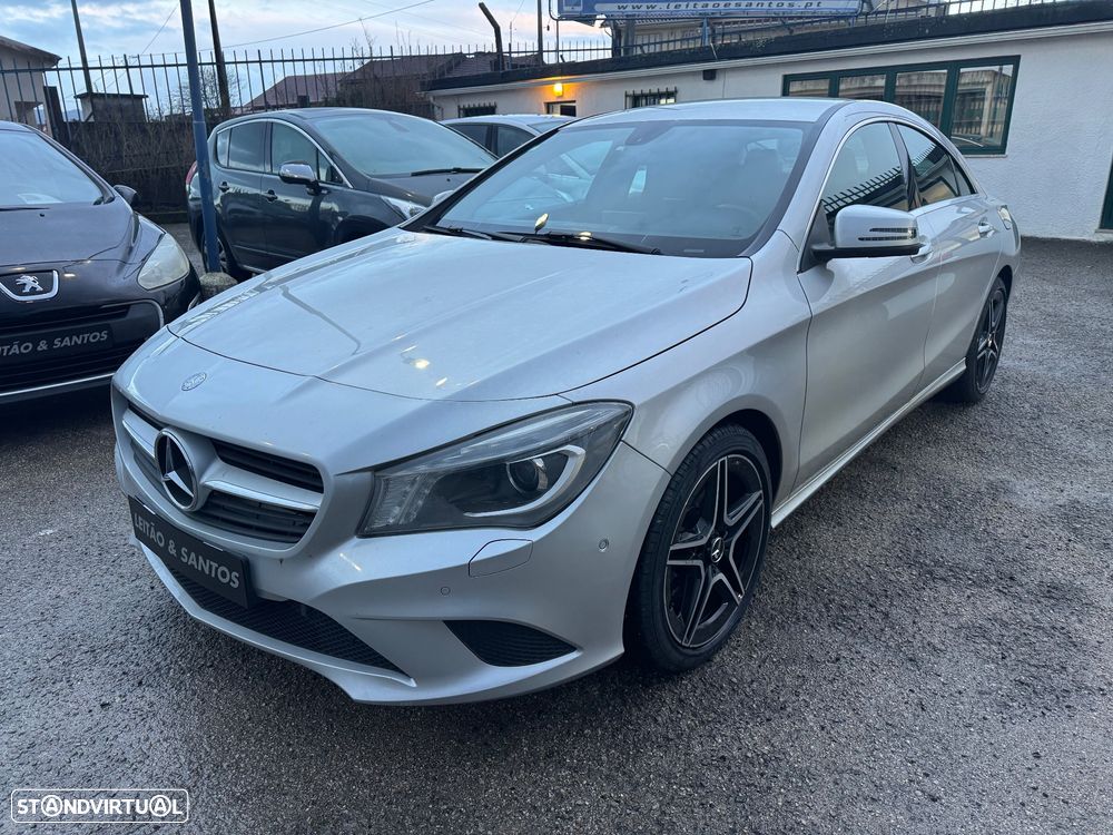 Mercedes-Benz CLA 220 d 7G-DCT Urban - 28