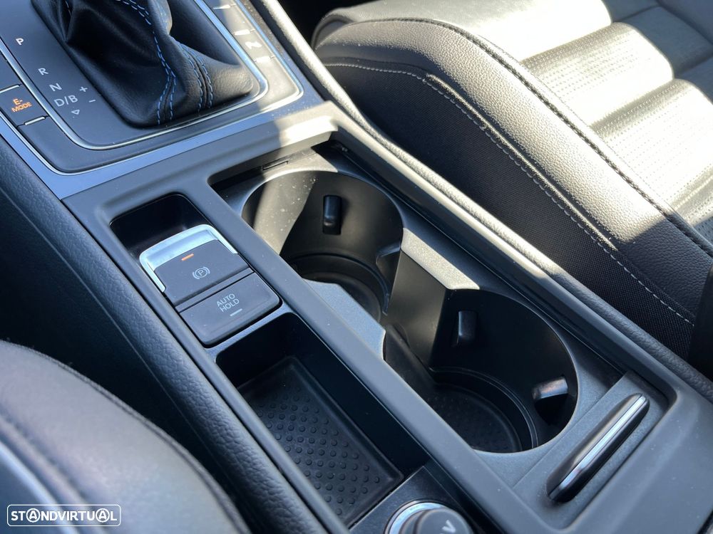 VW Golf 1.4 GTE Plug-In-Hybrid DSG - 31