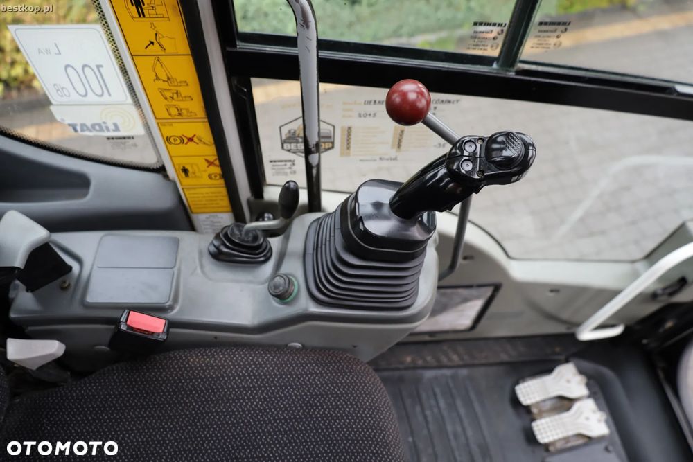 Liebherr A918 Compact - 31