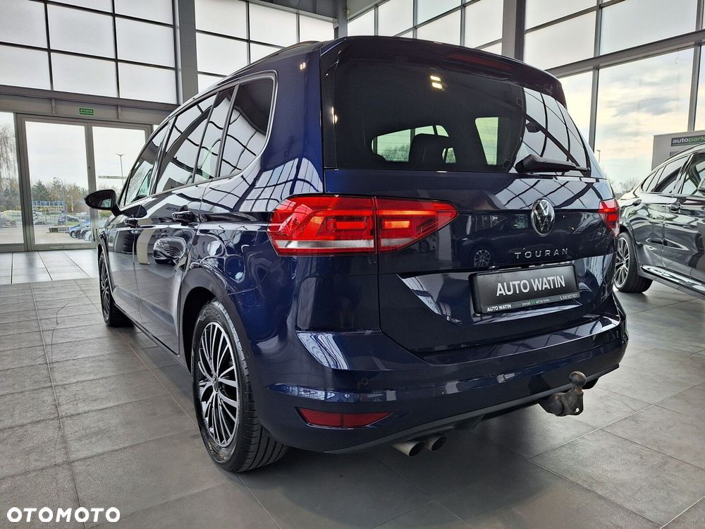 Volkswagen Touran 2.0 TDI BMT Comfortline DSG - 3