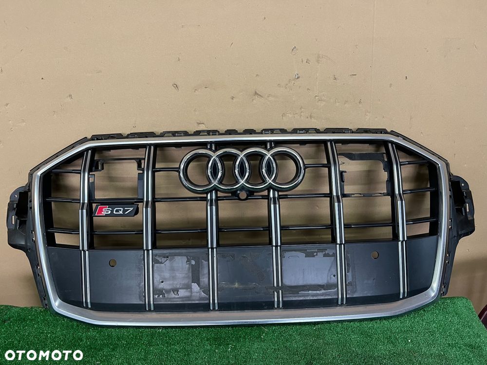 AUDI SQ7 4M0 lift Atrapa ,grill - 1