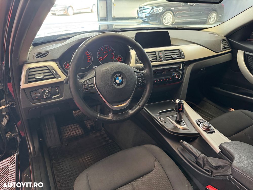 BMW Seria 3 320d Aut. - 9