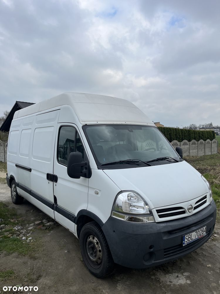 Nissan INTERSTAR - 1