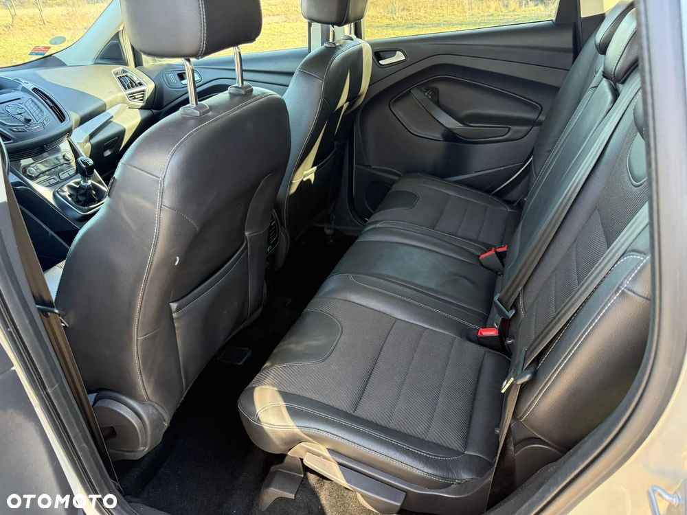 Ford Kuga 2.0 TDCi 2x4 Trend - 17