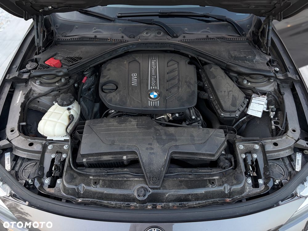 BMW Seria 3 318d DPF - 15