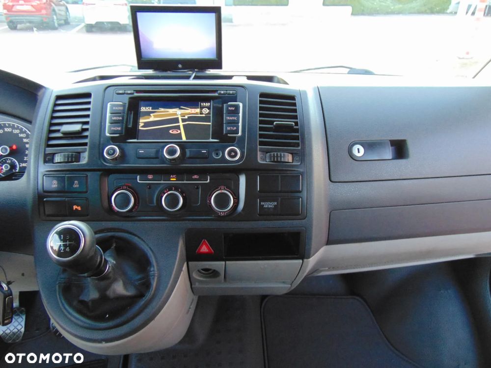 Volkswagen Transporter T5 TDI L2H1 - 33