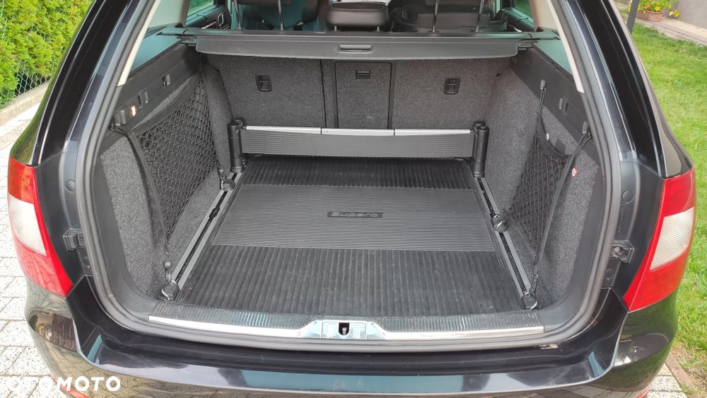 Skoda Superb 2.0 TSI Platinum DSG - 18
