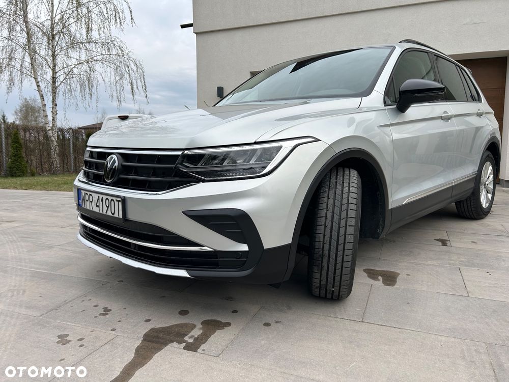 Volkswagen Tiguan 1.5 TSI OPF DSG Life - 30