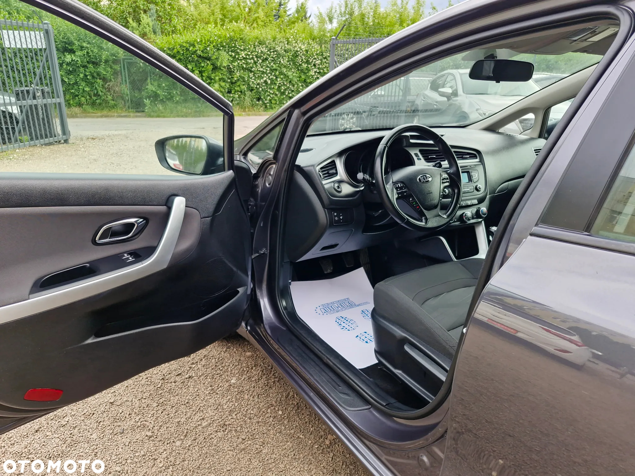 Kia Ceed Cee'd 1.4 L - 10
