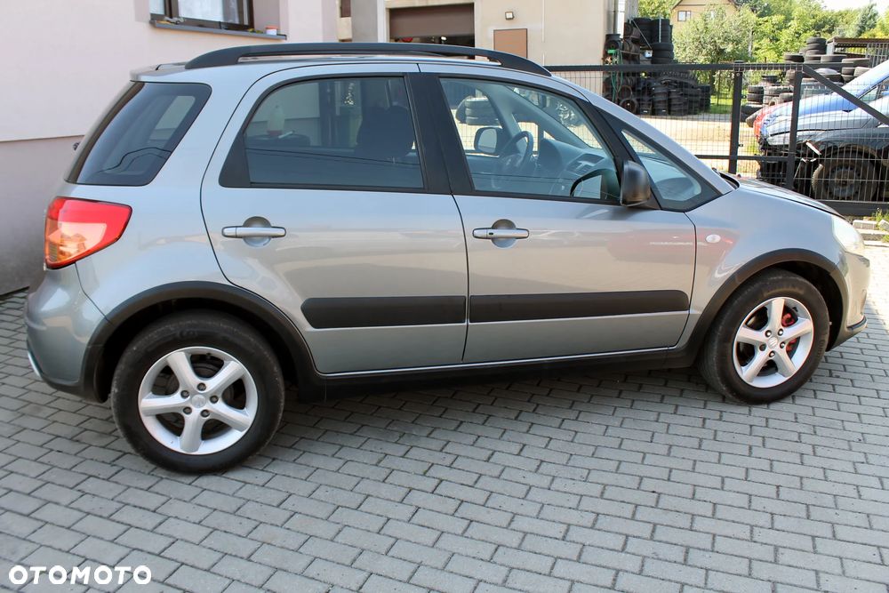 Suzuki SX4 1.6 VVT 4x4 Club - 6