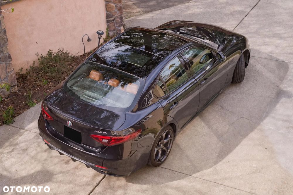 Alfa Romeo Giulia 2.0 Turbo Veloce - 13