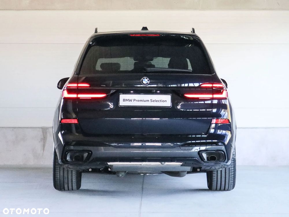 BMW X7 - 8