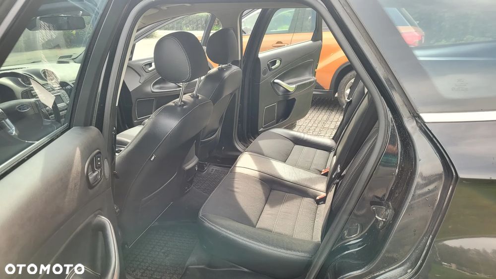 Ford Mondeo 2.0 TDCi Titanium - 9