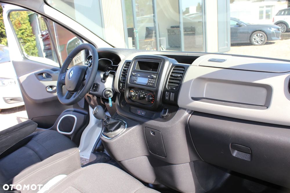 Renault TRAFIC - 11