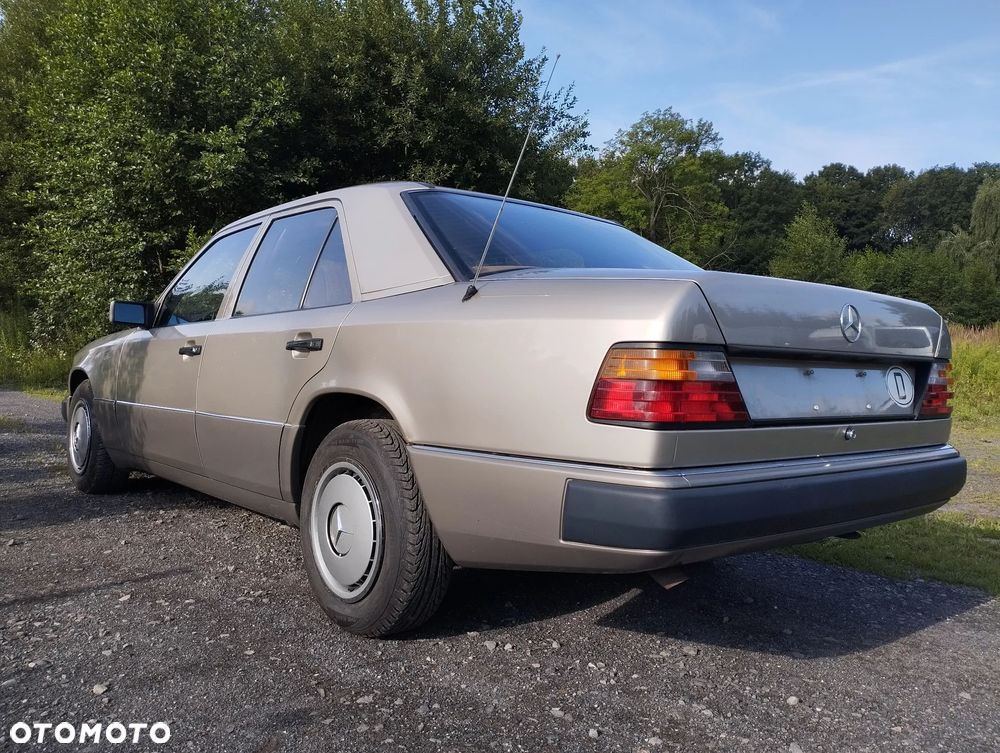 Mercedes-Benz W124 (1984-1993) - 4