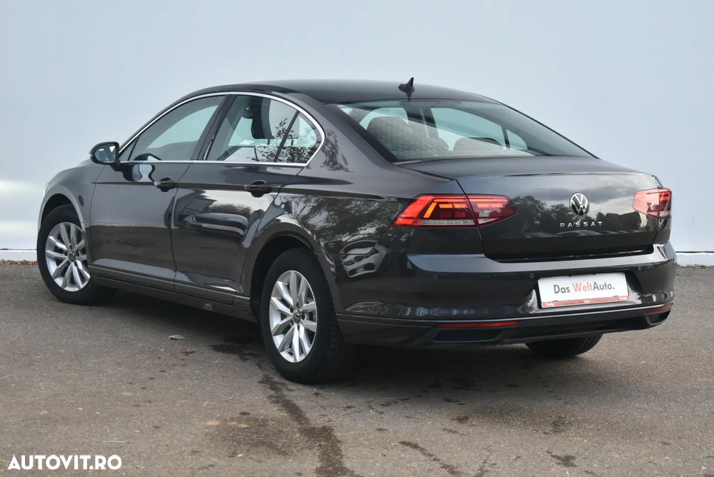 Volkswagen Passat 2.0 TDI DSG Comfortline - 3