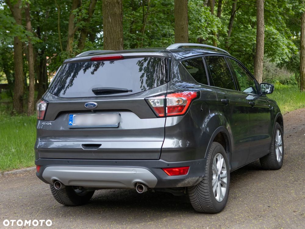 Ford Kuga - 11
