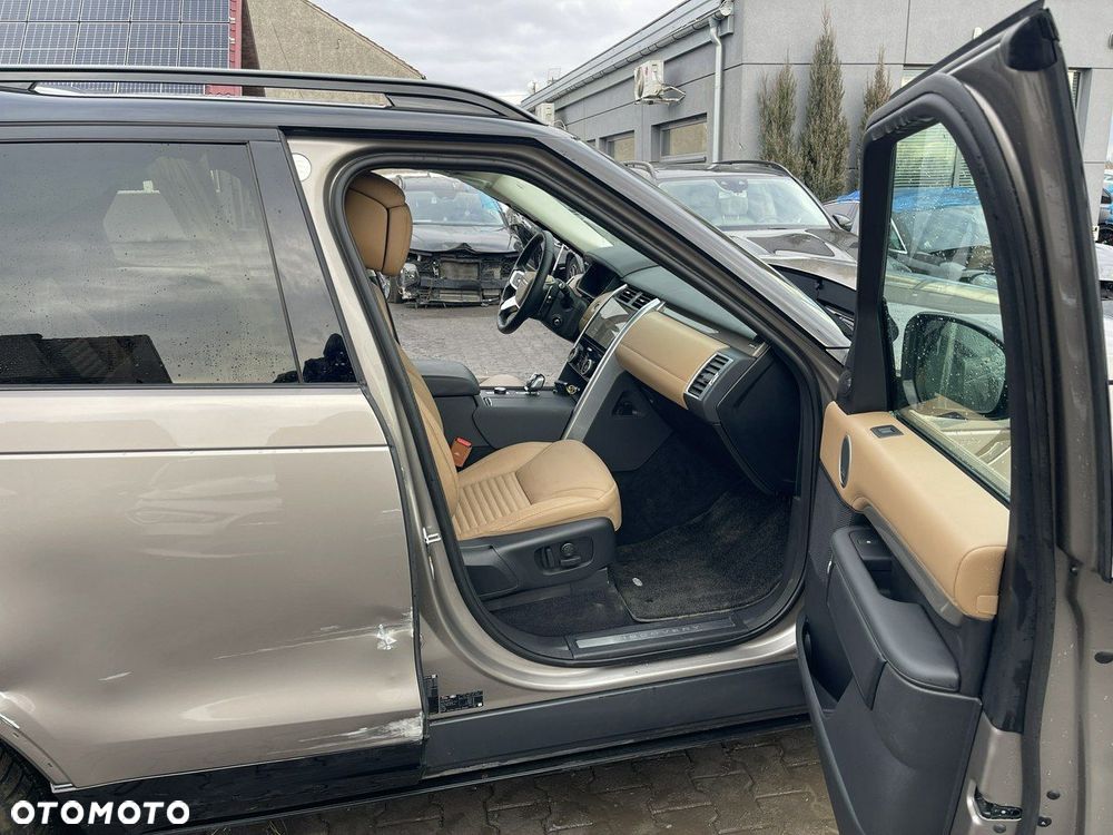 Land Rover Discovery D350 Dynamic HSE - 8